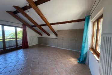 Maison de village à louer à Satigny – Calme, verdure et cadre de vie convivial