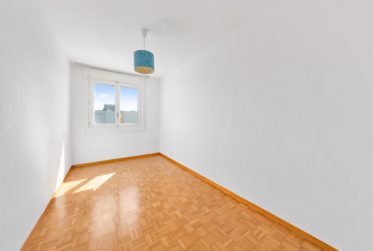 À vendre : Appartement 6 pièces – 161 m² – étage élevé – vue dégagée sur le Jura