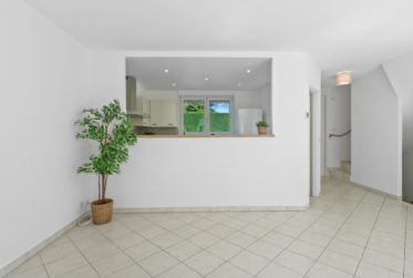 Charmante Villa Mitoyenne avec Jardin & Studio Indépendant