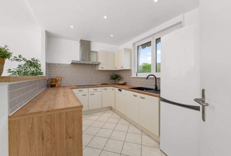 Charmante Villa Mitoyenne avec Jardin & Studio Indépendant