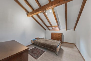 Spacieuse Villa avec Grand Jardin à Genthod