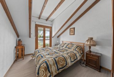 Spacieuse Villa avec Grand Jardin à Genthod