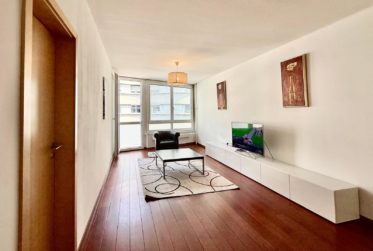 Spacieux Appartement de 5,5 Pièces, 3 Chambres Proche du Lak