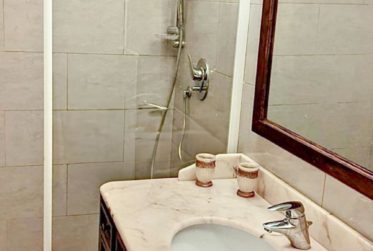 Spacieux Appartement de 5,5 Pièces, 3 Chambres Proche du Lak