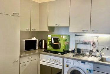 Charmant appartement rénové d’une chambre à Paquis Navigation