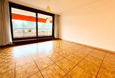 Appartement rénové de 3.5 pièces – Calme, verdoyant, orientation sud