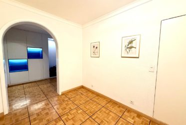 Appartement rénové de 3.5 pièces – Calme, verdoyant, orientation sud