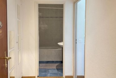 À Vendre en SI – Appartement 2 pièces à Champel