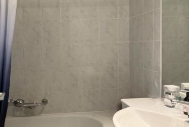 À Vendre en SI – Appartement 2 pièces à Champel