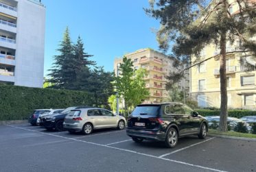 À Vendre en SI – Appartement 2 pièces à Champel