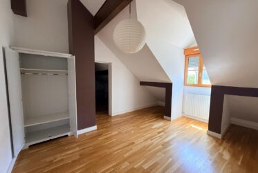 Triplex en Attique de Prestige aux Portes de Genève – Centre de Ferney-Voltaire